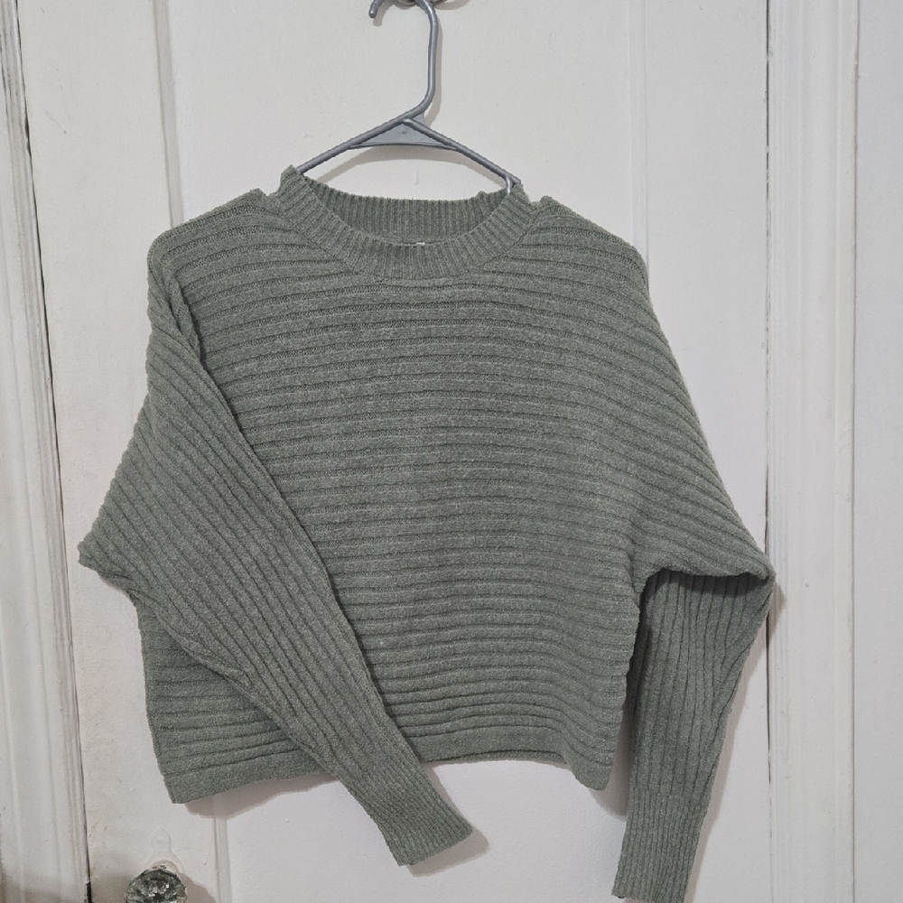 Cozy Green Ribbed Sweater